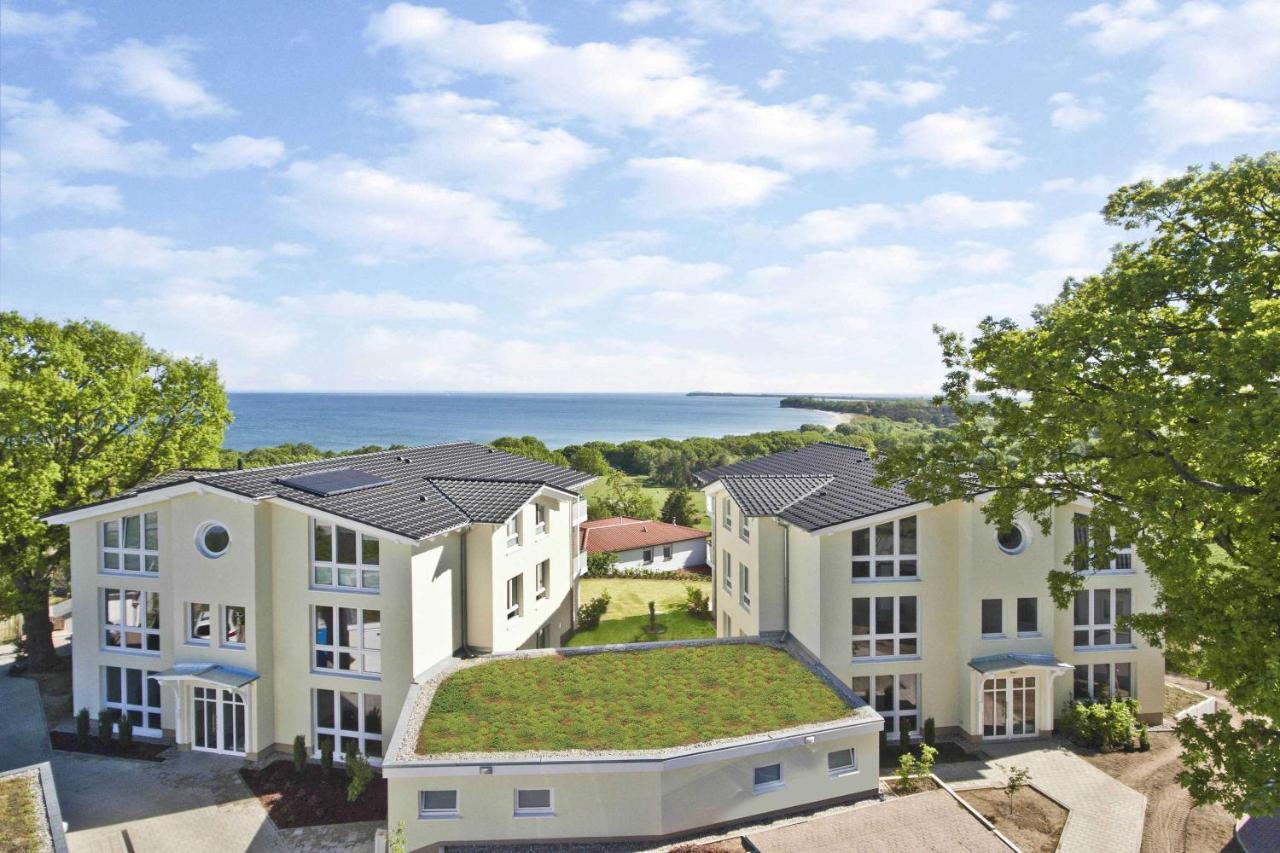 Meeresblick Fewo 17: Oceanview Retreat with Balcony and Spa Access Goehren  Exterior photo